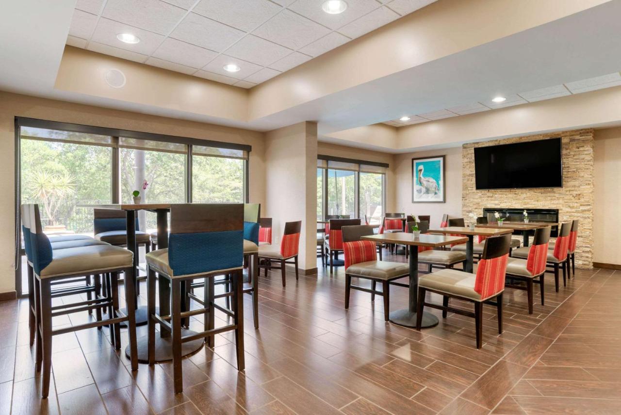 Comfort Suites Tallahassee Capitol - University Area Luaran gambar